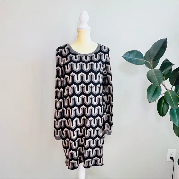 Hatley Abigail Long Sleeve Sweater Dress - Picture 3 of 9